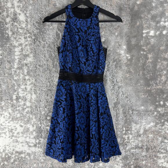 City Triangles Dresses & Skirts - City Triangles Sz 0 Floral Lace Fit Flared Mini Dress Blue Sleeveless Zip Lined